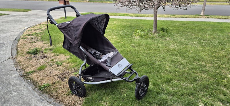 Mountain Buggy URBAN ***$1 RESERVE*** Carousel 1