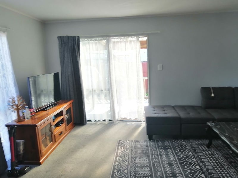 Image 1 of 21