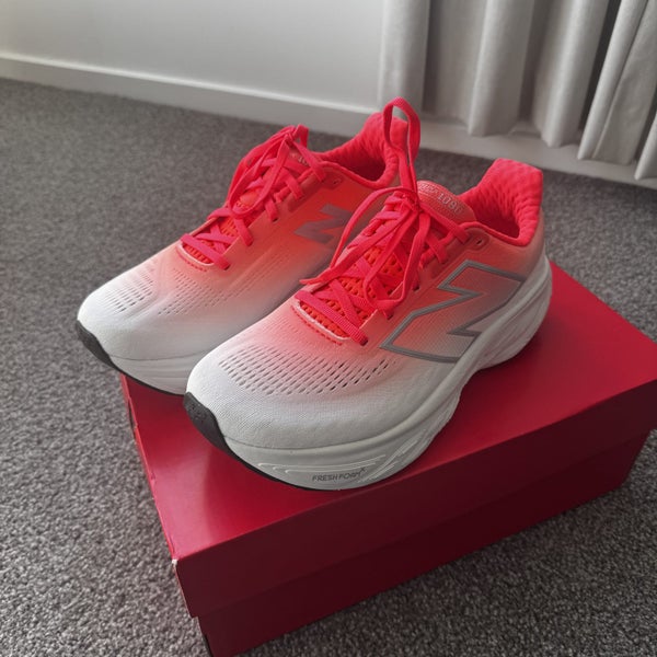 New Balance Fresh Foam X 1080v14 - Women's 9 - Brand New - RRP$300 Carousel 1