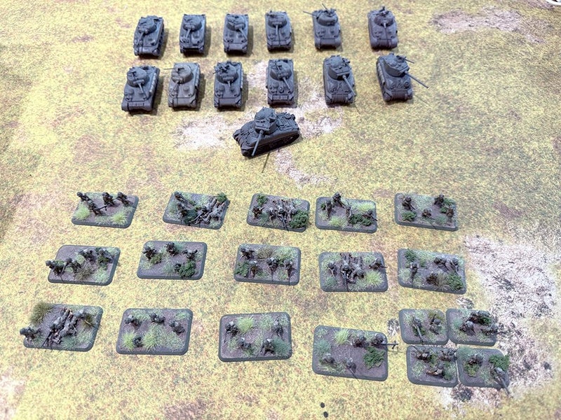 Flames of War - 13 Shermans and US Airborne Platoon Carousel 1