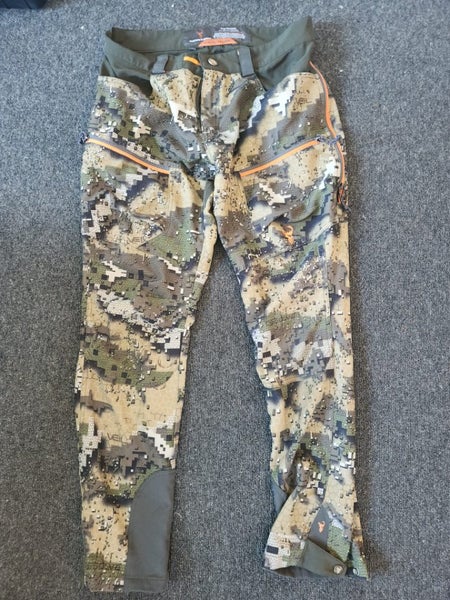 Hunters element spur trousers Carousel 1