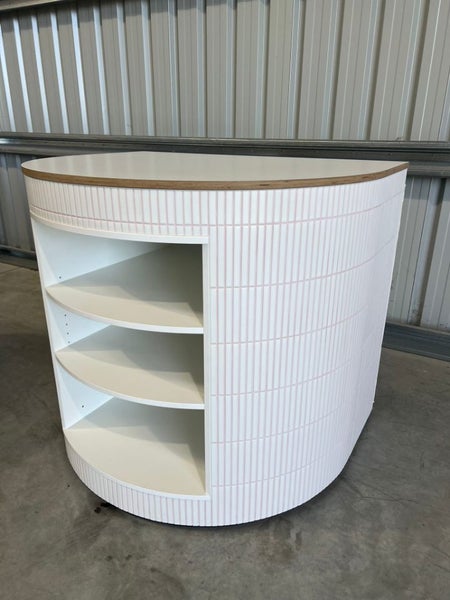 Custom retail counters63617764887169113