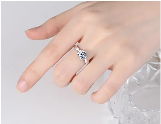 PT950 Platinum 1CT Moissanite Brilliant Diamond Ring Resizable Carousel 9