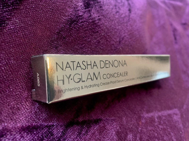 * NATASHA DENONA NEW HY-GLAM CONCEALER (Y4) R$61.00 * Carousel 1