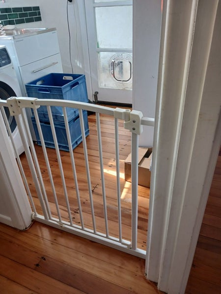 Baby safety gate Carousel 2