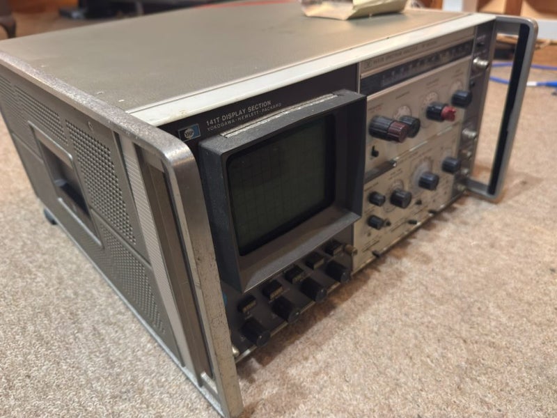 HP 141T 8553B 8552B Spectrum Analyzer 1kHz to 110 MHz Carousel 2
