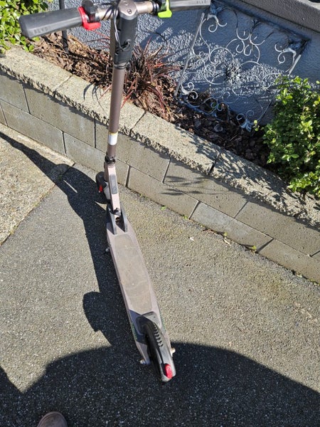 Eletric scooter Carousel 2