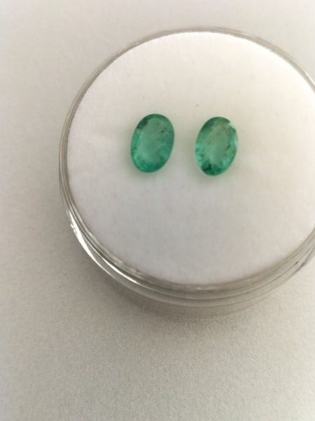 Emerald Ethiopian oval pair, .87ct, Great color. No reserve Carousel 2