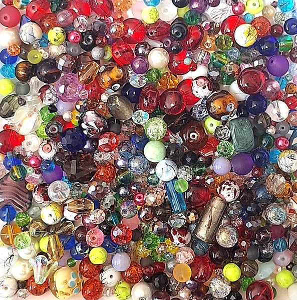 *$1.00 Res* A BIG LOT of OVER 800 MIXED BEADS 500gms. INCLUDING 7 STRANDS!63617144237954111