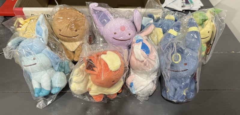 Pokemon Center Eevee Ditto Plush Set Carousel 4