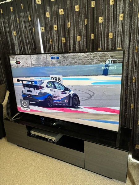 TV Cabinet Carousel 1