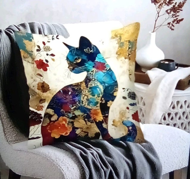 THE CATTAGE -Gorgeous Exotic Cat Cushion Cover Add Beauty To Any Room/Car/Office Carousel 2