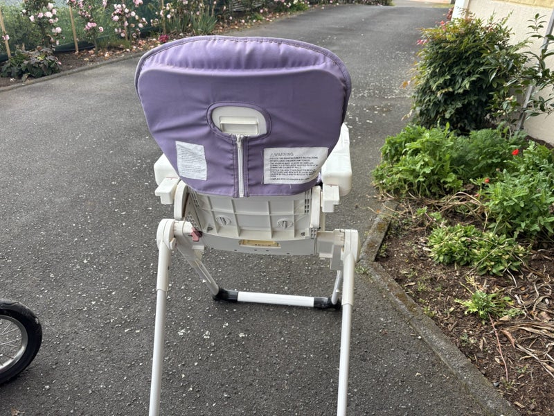High chair Carousel 3