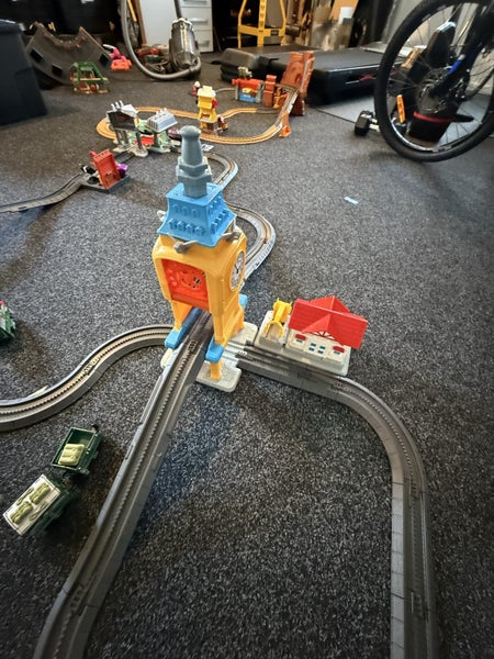 Fisher Price Geotrax Bulk Set Carousel 2
