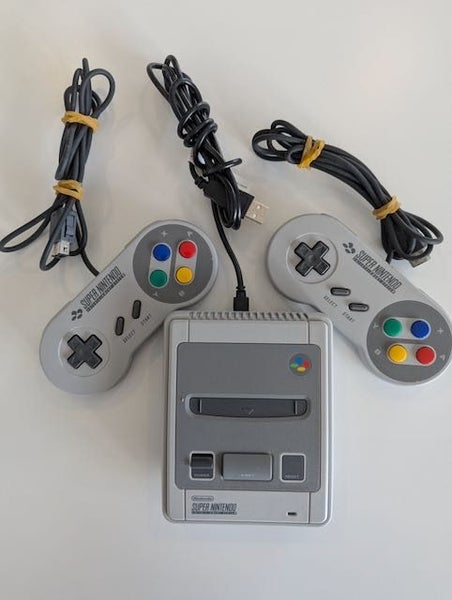 Super NES Classic Edition Mini Carousel 1