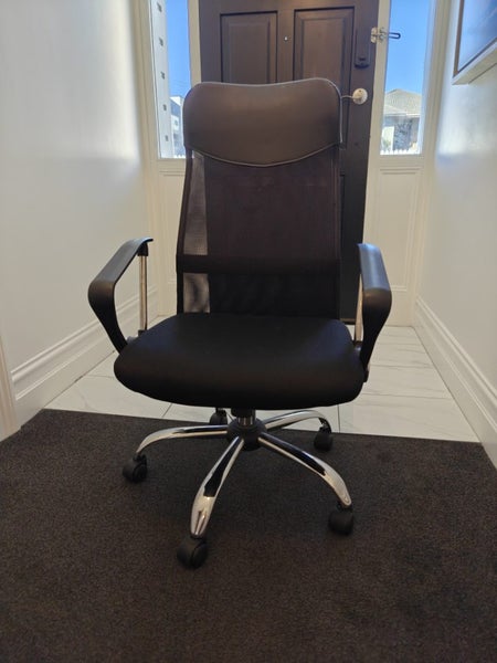 Office Chair Carousel 2