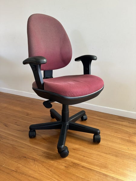 Office chair - $1 RESERVE! Carousel 1