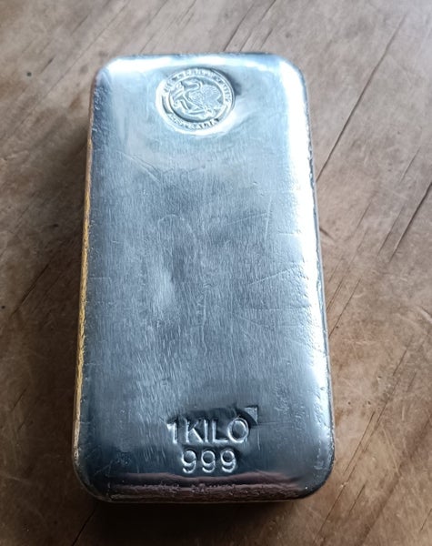 DEALS4DOLLARS - ($1 RES) 1KG PERTH MINT 999 FINE SILVER BAR. Carousel 1