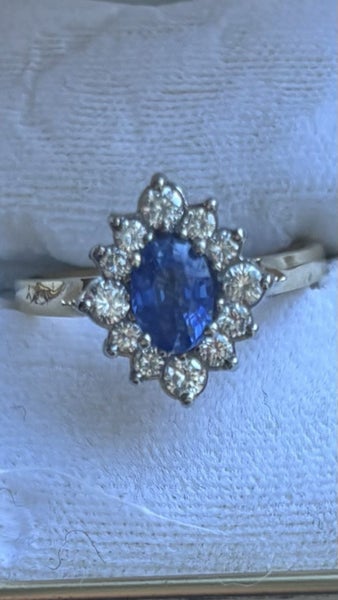 Sapphire and diamond cluster ring Carousel 1