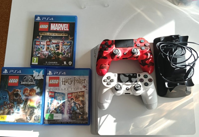 PS4 console slim 500gb bundle Carousel 1