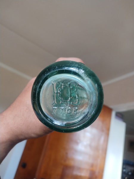 J Grey & Sons Marble Bottle, Auckland Carousel 3