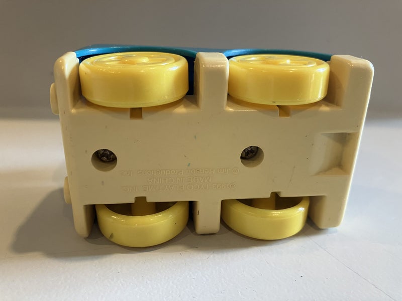 3 x Sesame Street Vehicles Carousel 15