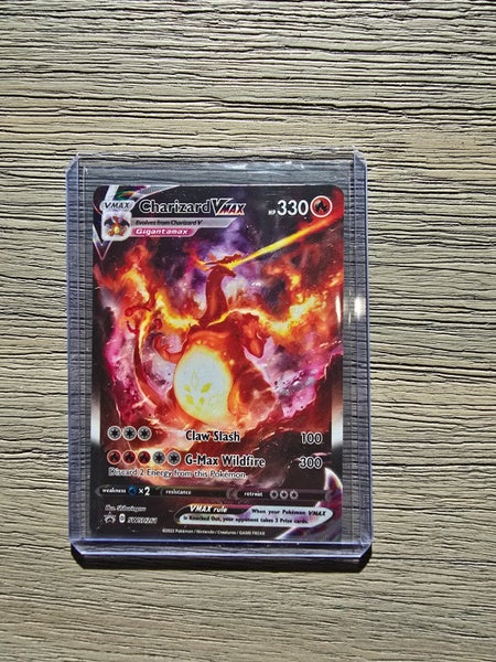 Charizard VMax Carousel 1