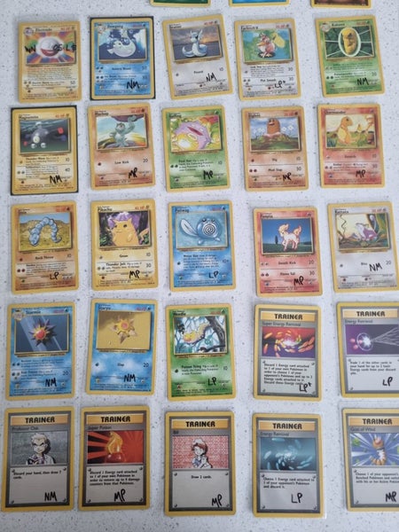 Pokémon cards base set unlimited 39/102 Carousel 2