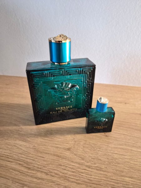 Versace Eros EDT Set Carousel 1