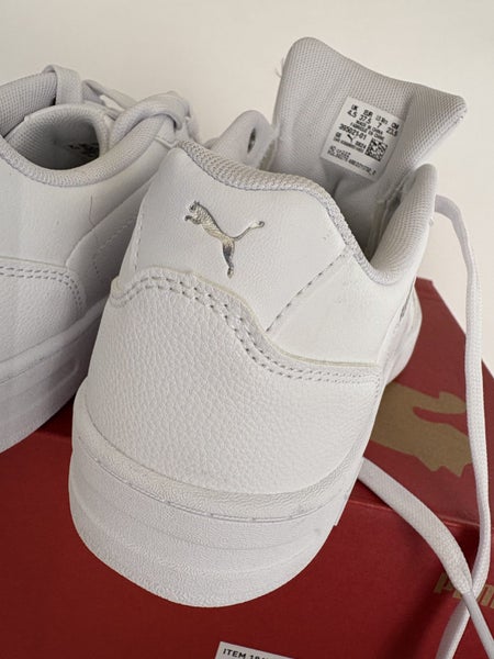 PUMA Court Classy Women’s Sneakers US7 – White + 8 Pairs of Socks Carousel 11