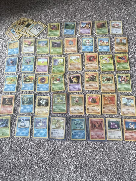 Base Set Pokemon Cards inc Holos Carousel 1