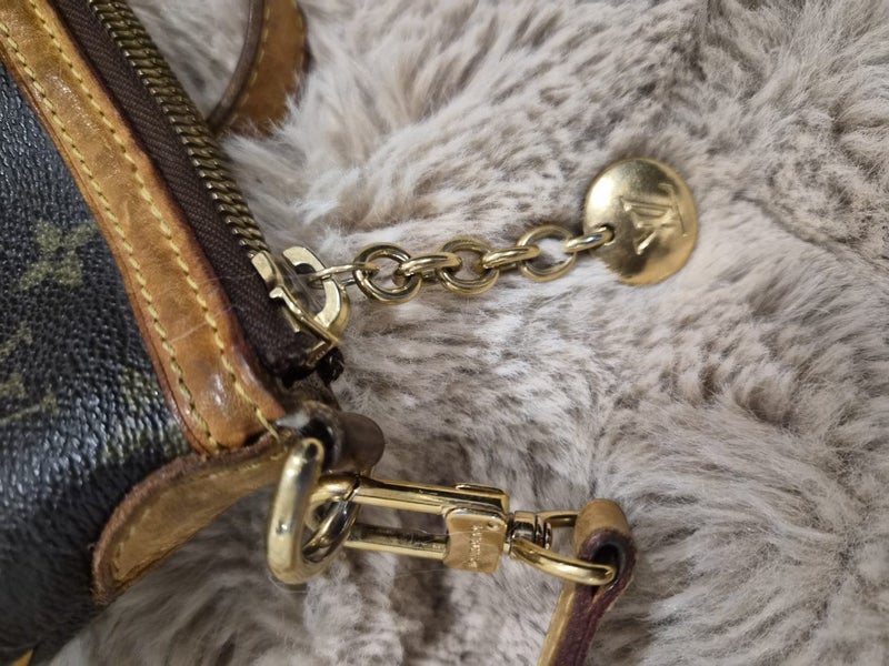 Authentic Louis Vuitton Handbag ONLY $1 RESERVE!63617150233217112