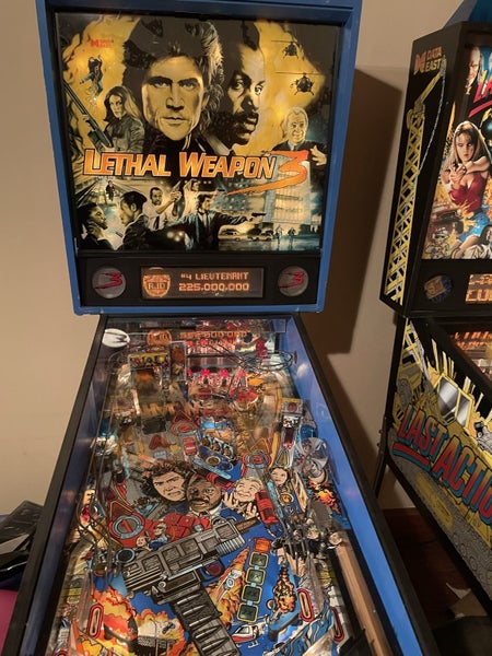 Leathal Weapon 3 Pinball Machine Carousel 6