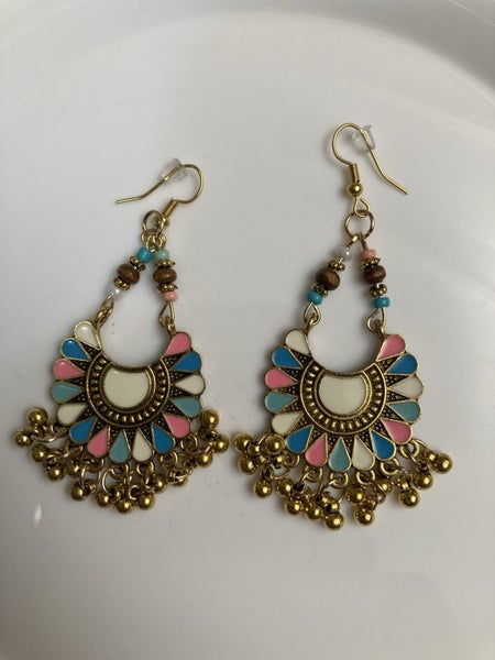 Dangling Drop Earrings Carousel 1
