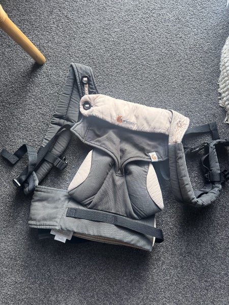 Ergobaby Four Position 360 Baby Carrier Carousel 1