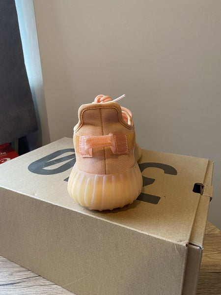 ADIDAS Yeezy Boost 350 V2 - Sz 863617151278595111