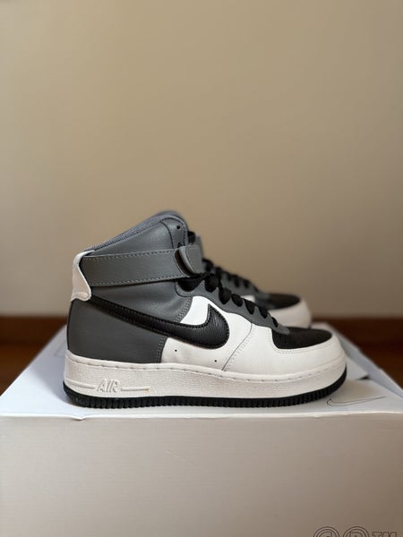 CUSTOM NIKE HIGHTOPS Carousel 2