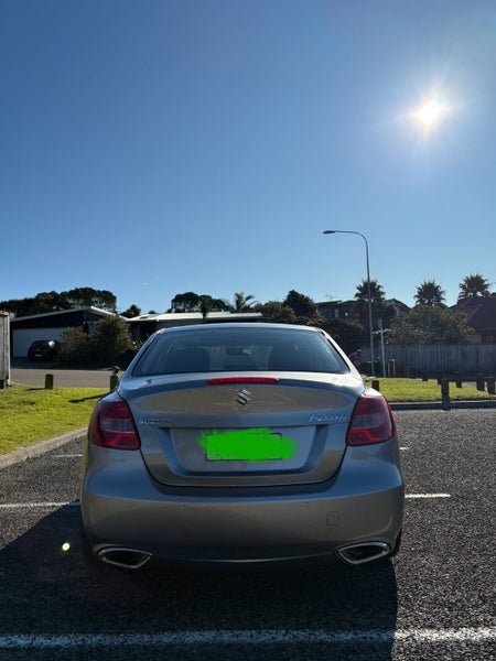 2010 Suzuki Kizashi Ltdc63613525292034112