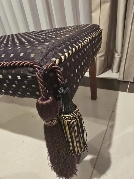 Footstool /Ottoman Carousel 2