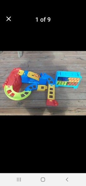 Megablok travel car racing set Carousel 1
