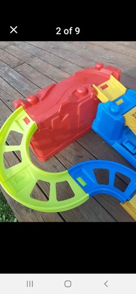 Megablok travel car racing set Carousel 2