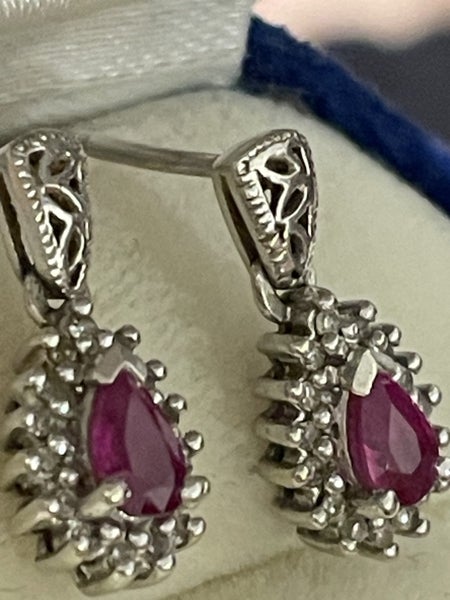 RUBIES &DIAMONDS WG Beautiful Exquisite Earrings Carousel 2