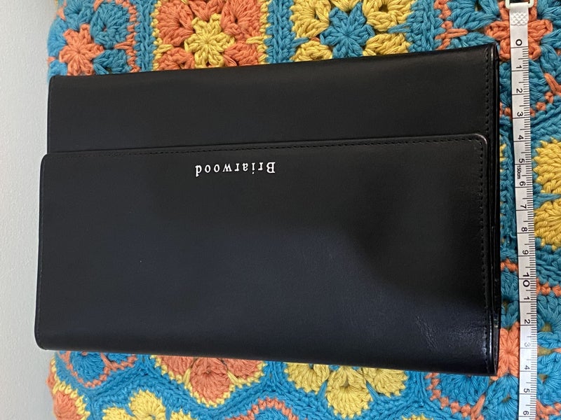 Briarwood Black Leather Travel Wallet – Elegant, Spacious & Practical63617297025282113