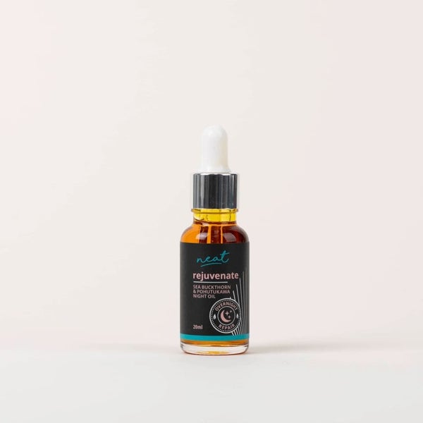 Neat Rejuvenate Pore Refining Night Oil 20ml Carousel 1
