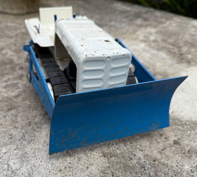 Bulldozer Carousel 2