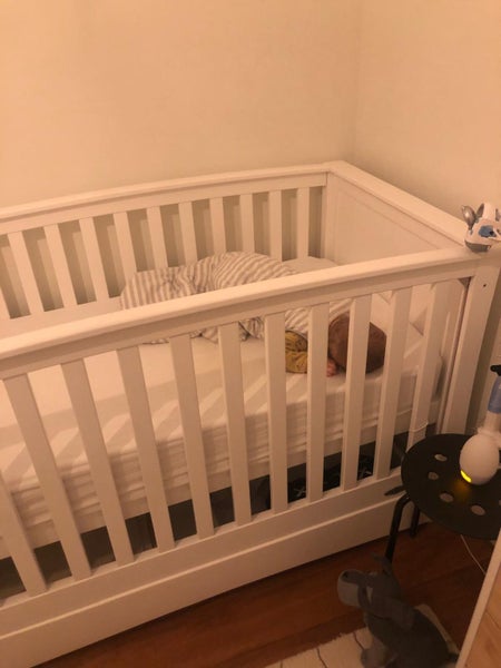 Touchwood Metro Cot - 4 in 1 Carousel 2