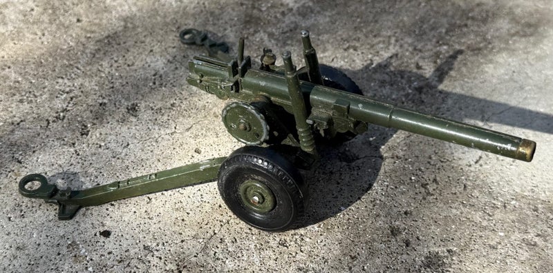 Artillery Field Gun toy Carousel 2