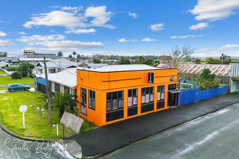 Image 1 of 34