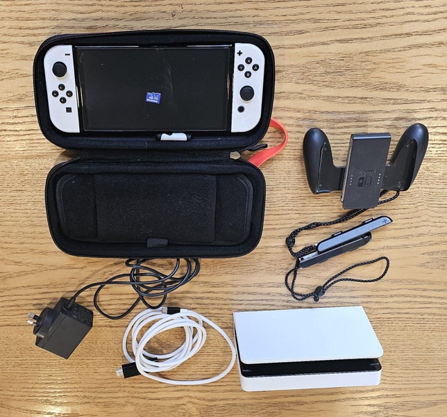 OLED Nintendo Switch Pack & 500GB SD Card Carousel 1