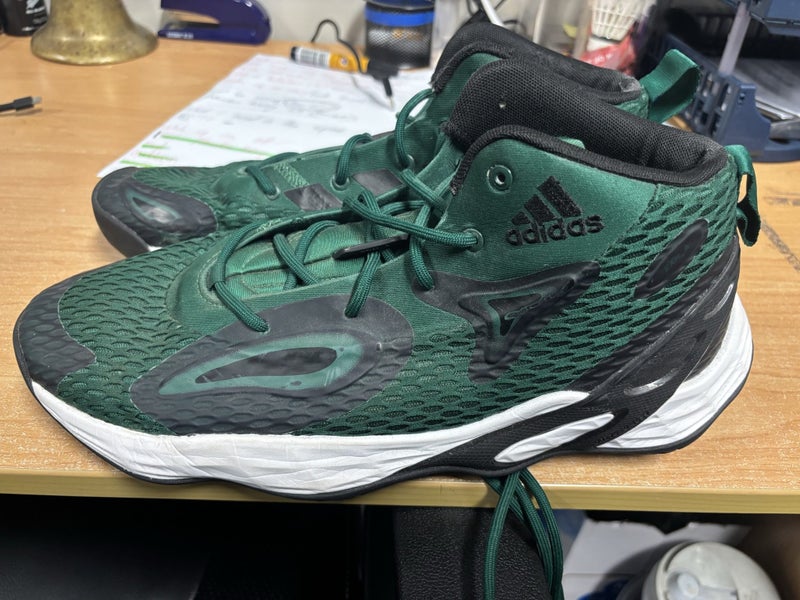 Adidas Basketball shoes63617163692931111